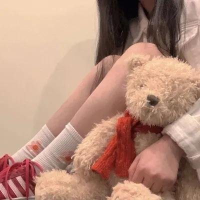 男孩、鼹鼠、狐狸和马
